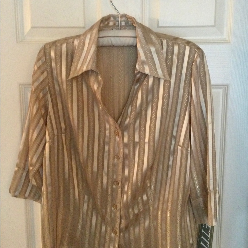 Women’s shirt